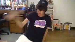 桐崎 栄二 高速指パッチン
