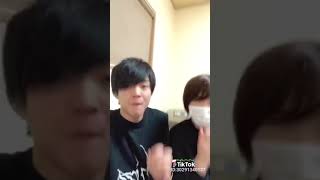 桐崎栄二&母のTik Tok