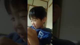 桐崎栄二♥はかないかべにぶつかっても♪3歳