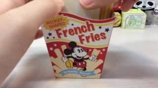 ディズニーランドに友達が行ってきた！！      お土産、紹介します☆*:.｡. o(≧▽≦)o .｡.:*☆