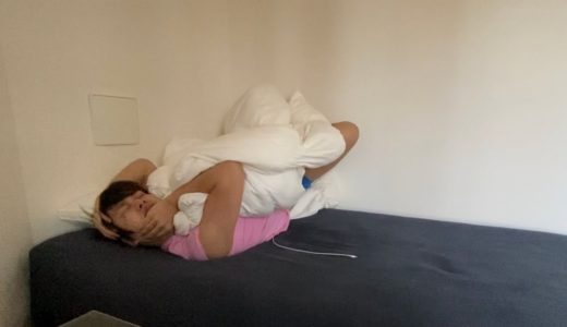 一日中ゲームをするニートの朝