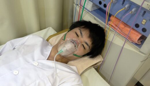 桐崎栄二は余命半年を宣告をされました。緊急入院