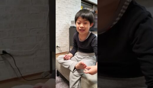 桐崎栄二さんに憧れる5歳。歌ってみた！