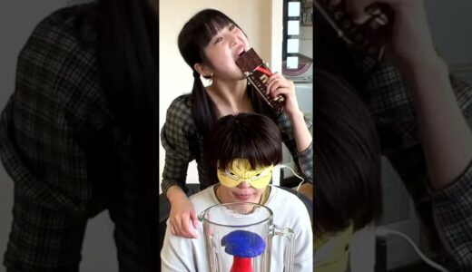 母親を毒殺しようとする妹(ミキサーチャレンジ)#shorts